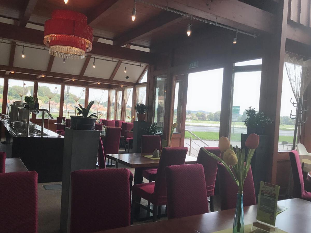 Asia Wok Gasthof يبز أن دير دوناو المظهر الخارجي الصورة